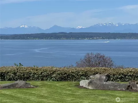 18633 17th Ave NW, Shoreline, WA 98177