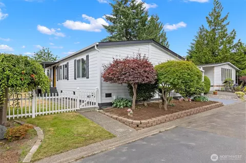 2000 192nd St #102, Bothell, WA 98012 photo 2