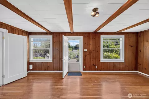 Other - 4417 Seahurst Ave, Everett, WA 98203 photo 1 of 5