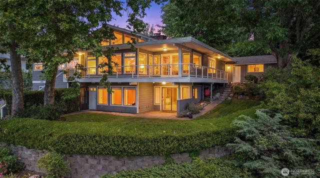 18744 Kenlake Pl NE, Kenmore, WA 98028