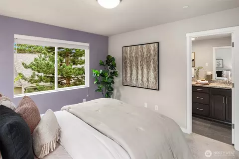 Bedroom - 729 112th St SW #E1, Everett, WA 98204 photo 3 of 4