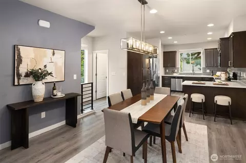 Dining - 729 112th St SW #E1, Everett, WA 98204 photo 1 of 3