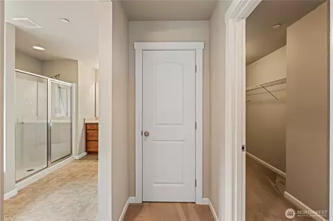 Entry Way - 18227 3rd Dr SE, Bothell, WA 98012 photo 3 of 3