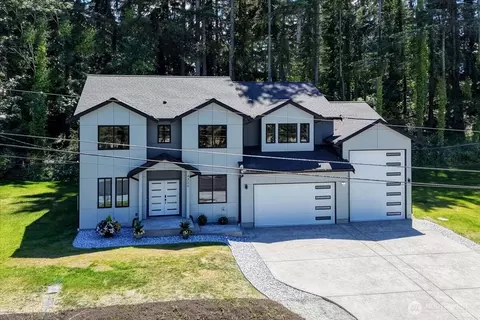 4322 60th St E, Tacoma, WA 98443