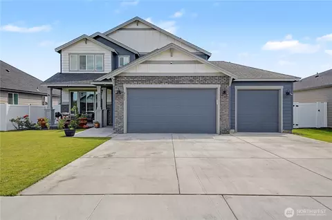 4717 W Thrush St, Moses Lake, WA 98837
