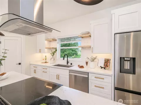 Kitchen - 3333 Nassau St #A, Everett, WA 98201 photo 1 of 4
