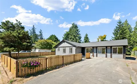 6914 21st Dr NE, Marysville, WA 98271