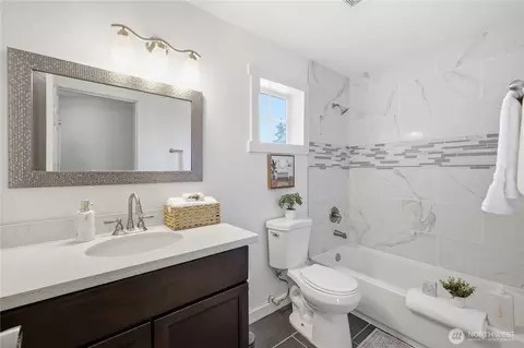 Bath - 1010 200th Street Ct E, Spanaway, WA 98387 photo 3 of 4