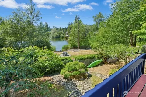 19803 Ashworth Ave N, Shoreline, WA 98133