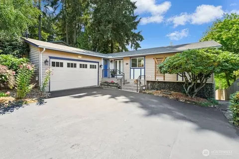 19803 Ashworth Ave N, Shoreline, WA 98133