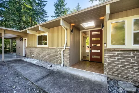 2130 140th Pl SE, Bellevue, WA 98007