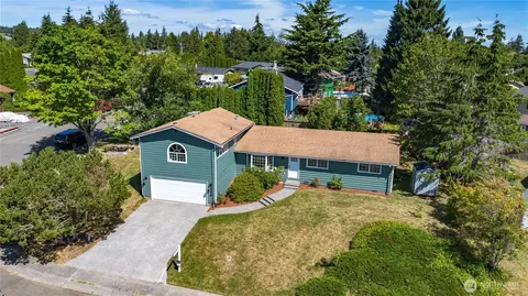 2346 Pine Dr, Ferndale, WA 98248