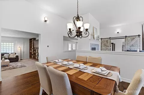 Dining - 16306 Valhalla Dr, Bothell, WA 98011 photo 2 of 3