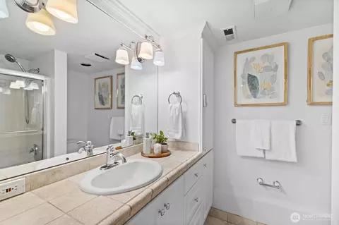 Bath - 16306 Valhalla Dr, Bothell, WA 98011 photo 2 of 2