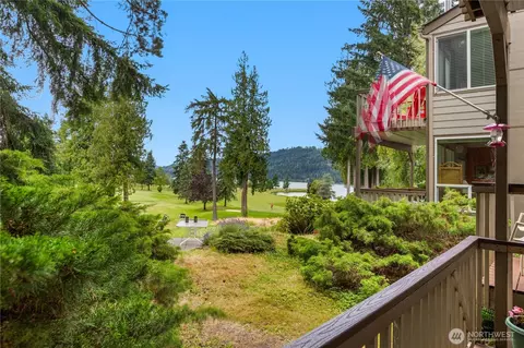3 Barnview Ct #1, Bellingham, WA 98229