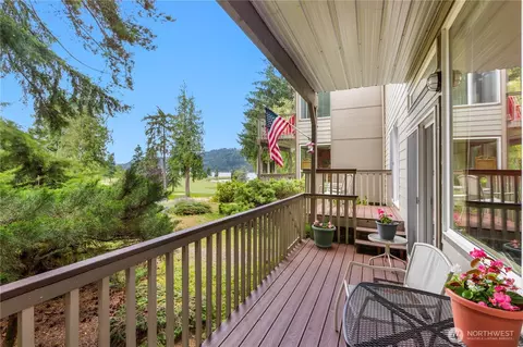 3 Barnview Ct #1, Bellingham, WA 98229