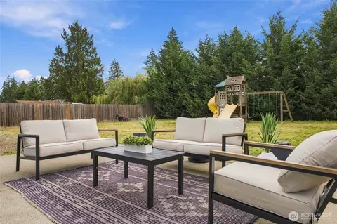 17401 SE 264th St, Covington, WA 98042