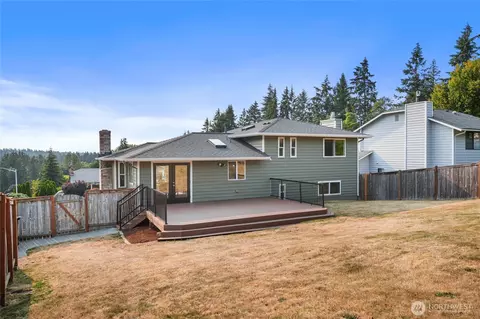 Exterior - 21331 9th Pl W, Lynnwood, WA 98036 photo 9 of 10