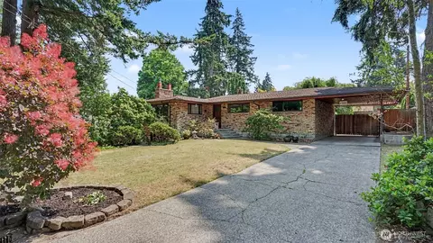 1335 N 180th St, Shoreline, WA 98133