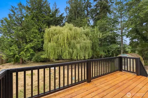 Exterior - 3238 E Harbor Rd, Langley, WA 98260 photo 3 of 5