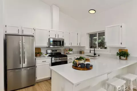 Kitchen - 3238 E Harbor Rd, Langley, WA 98260 photo 3 of 4