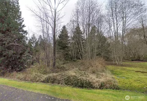 5111 74th Ave SW, Olympia, WA 98512