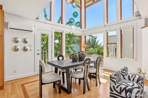 Dining - 424 35th Ave S, Seattle, WA 98144 photo 1 of 1