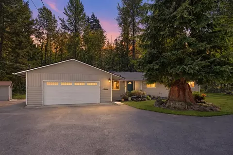 28444 Retreat Kanaskat Rd SE, Ravensdale, WA 98051