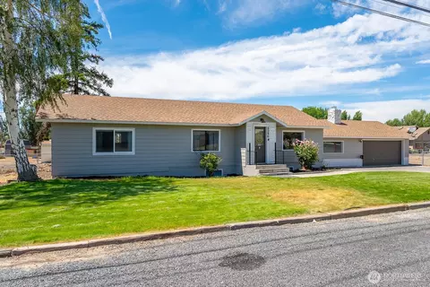2096 Hamilton Rd NE, Moses Lake, WA 98837