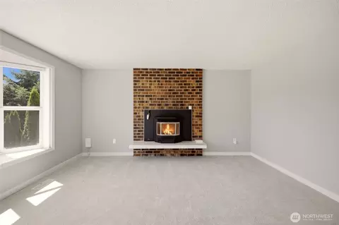 22426 3rd Pl W, Bothell, WA 98021 photo 2