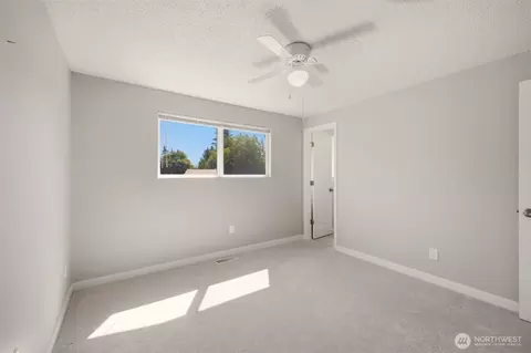 22426 3rd Pl W, Bothell, WA 98021 photo 16