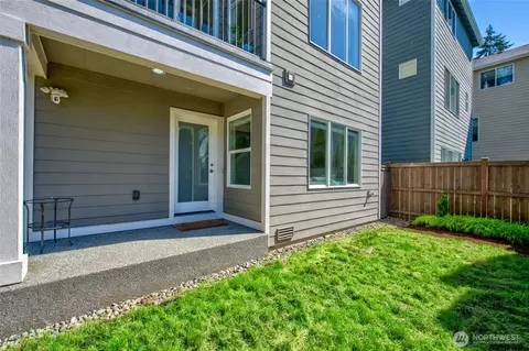 19724 Meridian Pl W, Bothell, WA 98012 photo 2