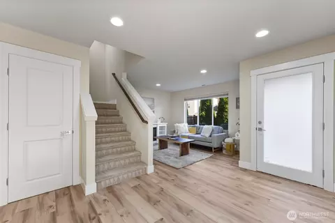 19724 Meridian Pl W, Bothell, WA 98012 photo 5