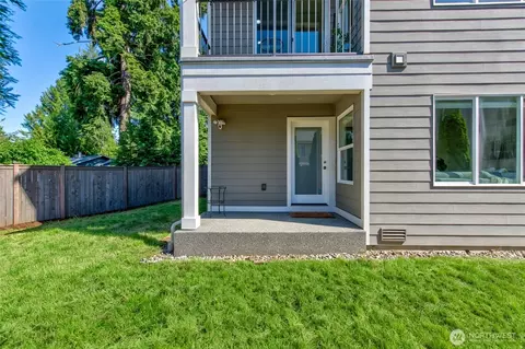 19724 Meridian Pl W, Bothell, WA 98012 photo 3