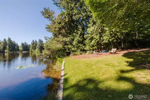 41 E Pickering Pl, Shelton, WA 98584