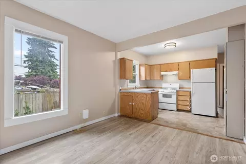 Other - 2307 Rockefeller Ave, Everett, WA 98201 photo 4 of 7