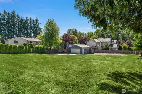 Exterior - 12018 Gibson Rd, Everett, WA 98204 photo 4 of 9