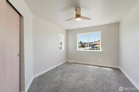 Bedroom - 402 Orting Ave NW, Orting, WA 98360 photo 2 of 5