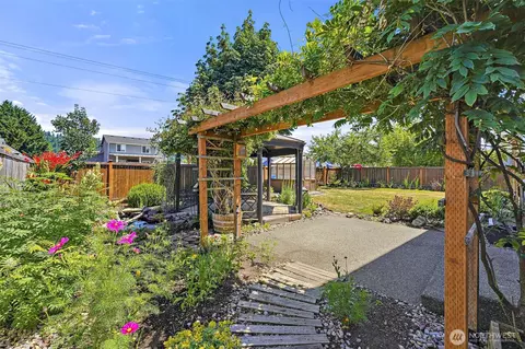 Exterior - 402 Orting Ave NW, Orting, WA 98360 photo 3 of 11