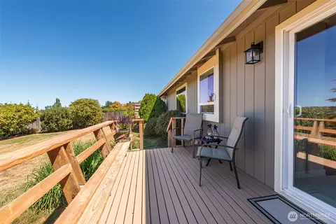 Exterior - 408 W Eunice St, Sequim, WA 98382 photo 12 of 14
