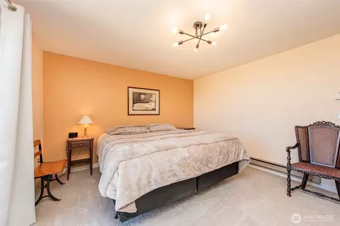 Bedroom - 408 W Eunice St, Sequim, WA 98382 photo 1 of 4
