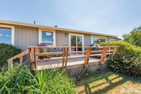 Exterior - 408 W Eunice St, Sequim, WA 98382 photo 11 of 14