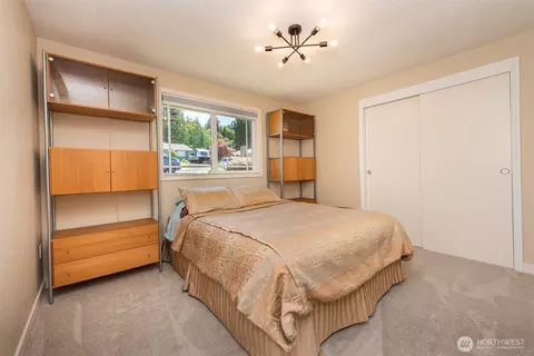 Bedroom - 408 W Eunice St, Sequim, WA 98382 photo 4 of 4