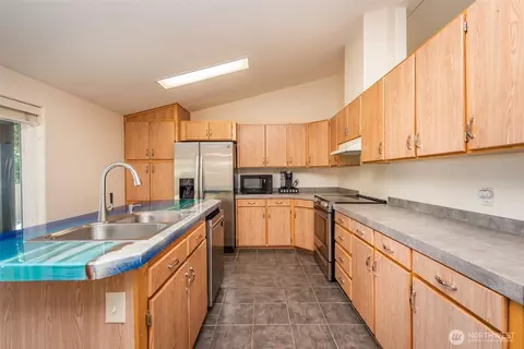 Kitchen - 1201 Elk Loop, Sequim, WA 98382 photo 2 of 5