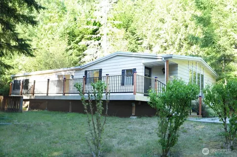 1924 Elger Bay Rd, Camano Island, WA 98282
