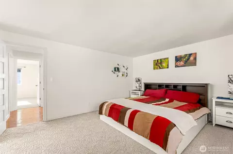 Bedroom - 14616 106th Ave NE, Bothell, WA 98011 photo 2 of 4