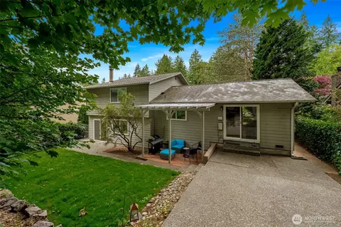 Exterior - 14616 106th Ave NE, Bothell, WA 98011 photo 3 of 10