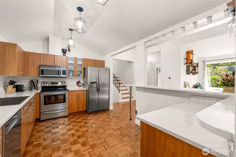Kitchen - 14616 106th Ave NE, Bothell, WA 98011 photo 1 of 4
