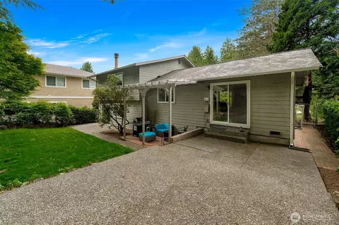 Exterior - 14616 106th Ave NE, Bothell, WA 98011 photo 2 of 10