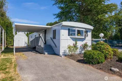 5900 64th St NE #70, Marysville, WA 98270